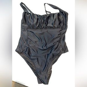 Women’s swimsuit - size 22w